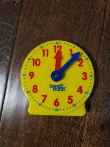 New Kids HAND2MIND Yellow Learning Geared Clock Size 4